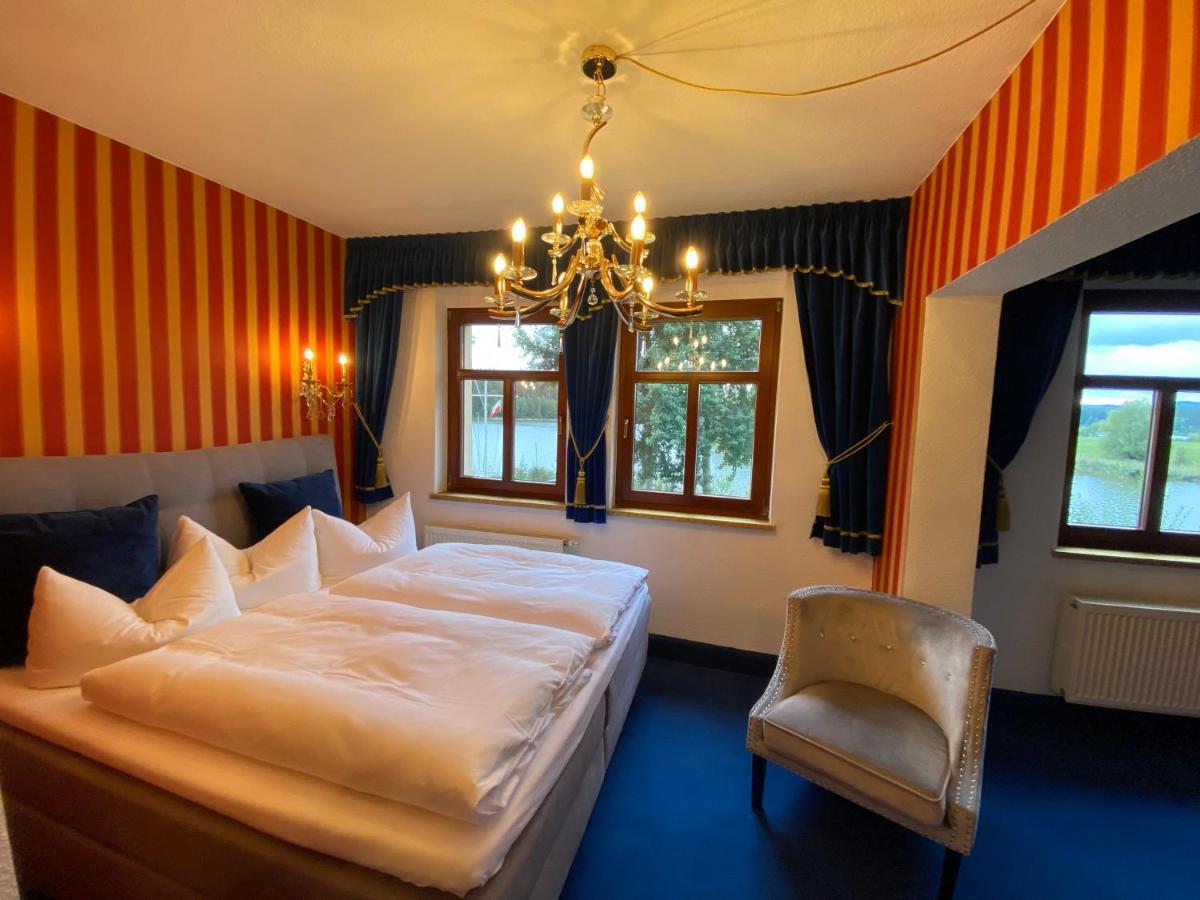 Riverdam Boutique Hotel Ilmenau Exteriör bild