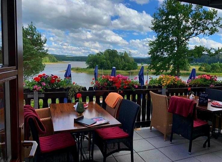 Riverdam Boutique Hotel Ilmenau Exteriör bild
